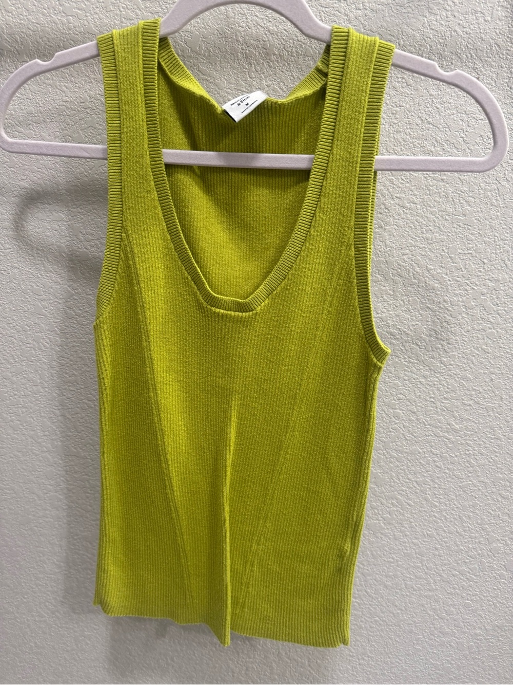Abercrombie & Fitch Ribbed Knit Tank — Size M